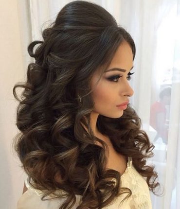 45 Classic Long Hairstyles for Indian Women – HairstyleCamp