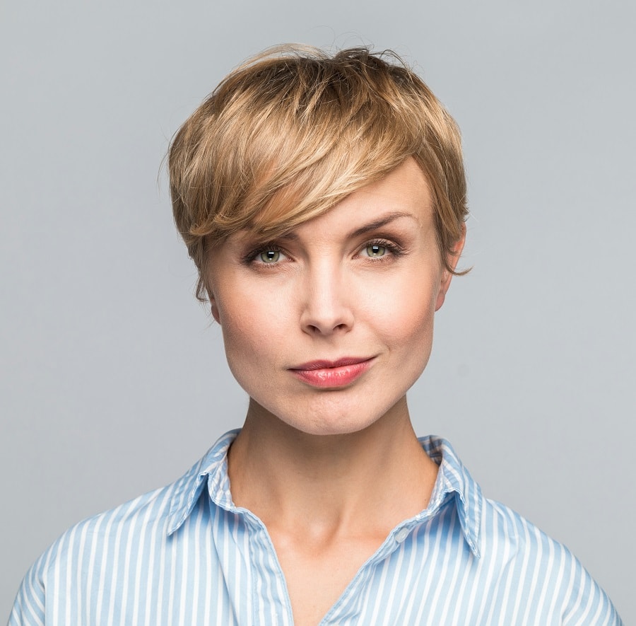 Long blonde pixie for thin hair 