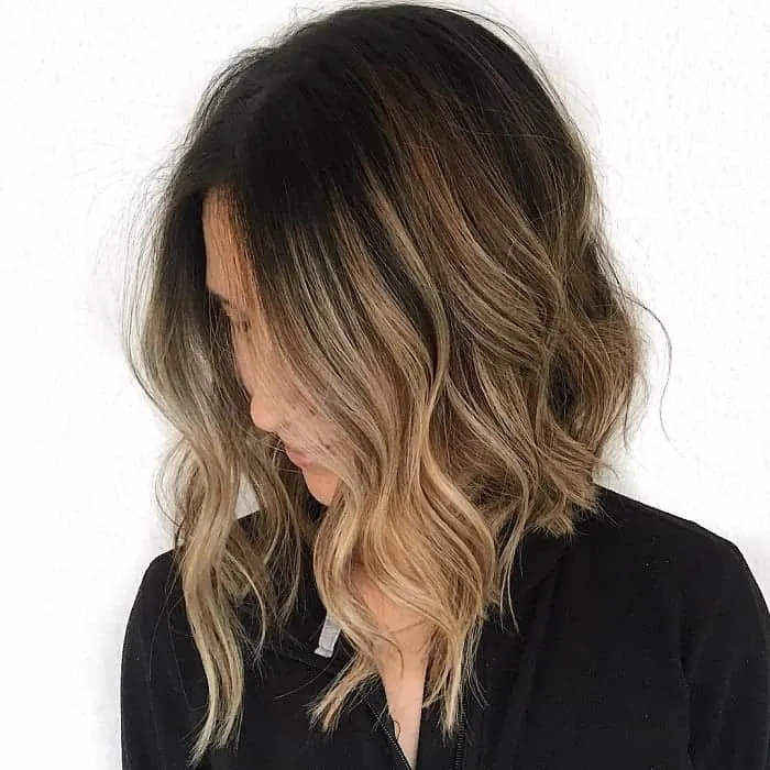 long inverted wavy bob