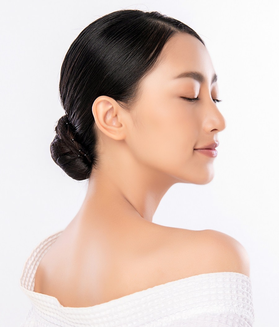 low hair bun for asian women