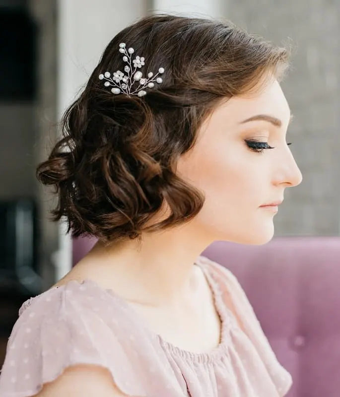 low maintenance short wedding hairstyle