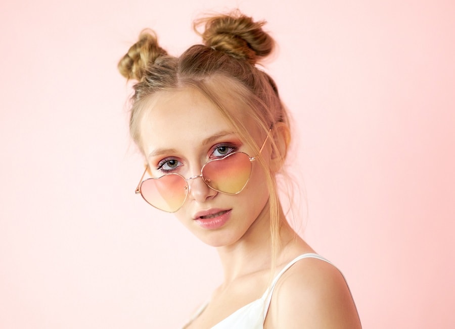 low maintenance space buns hairstyle for lazy girl