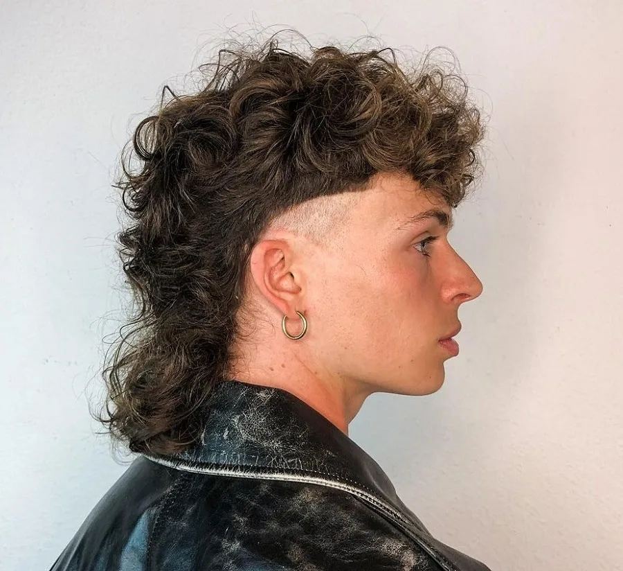 male wolf mullet
