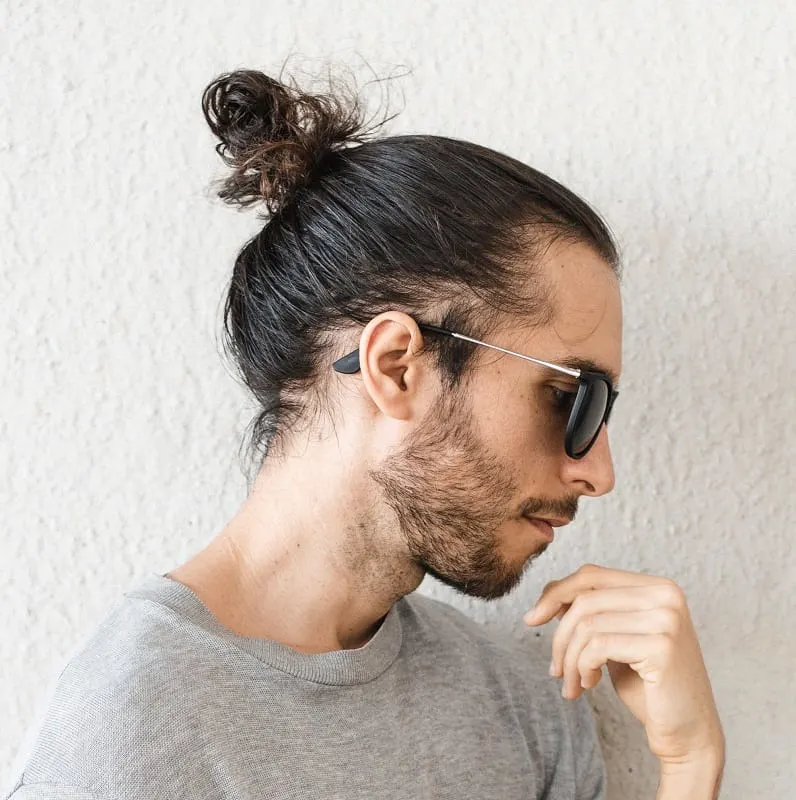 man bun for thin hair