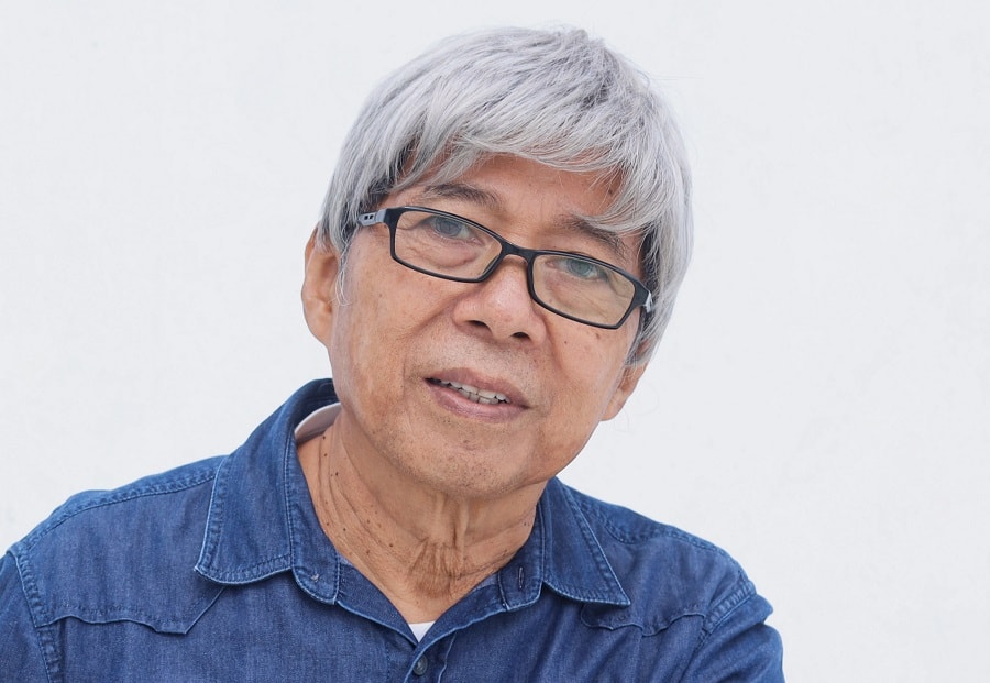 medium layered hairstyle for Asian men over 70