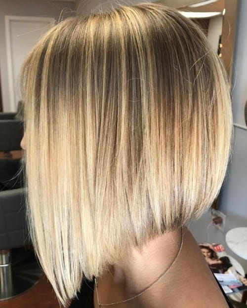 50 Medium Bob Haircuts That Are Blowing Up In 2022 