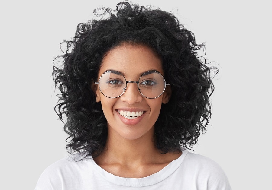 medium length hairstyle with glasses for oval face