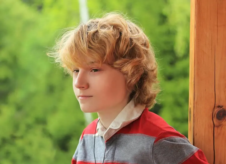 medium shaggy hair for teenage boys