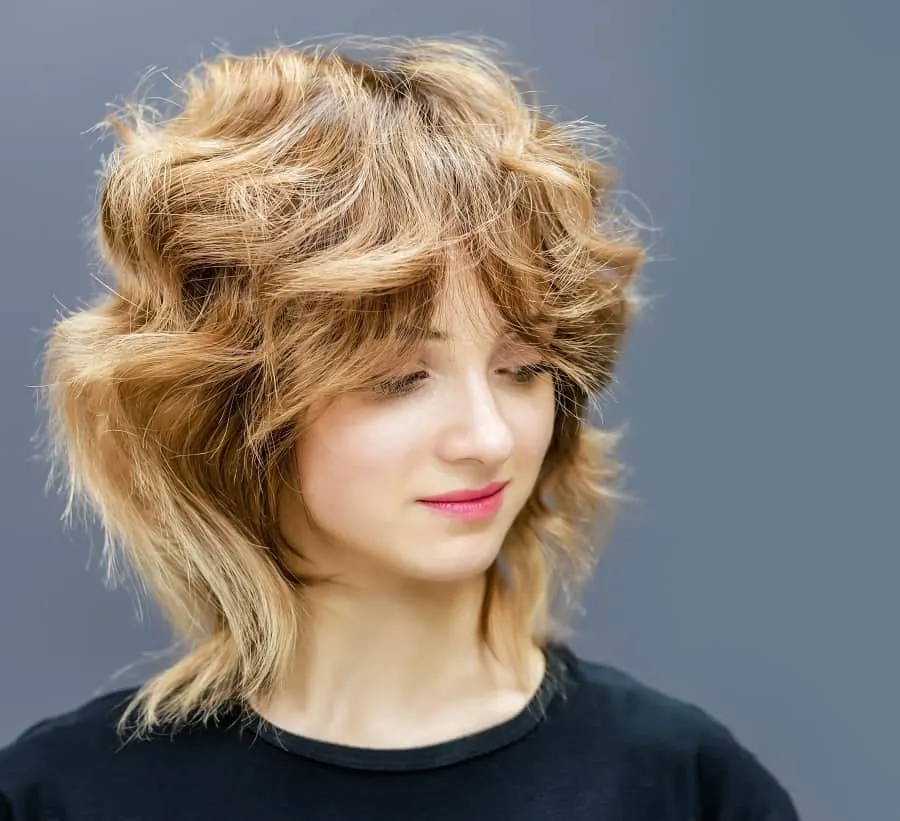 medium shaggy wavy hair