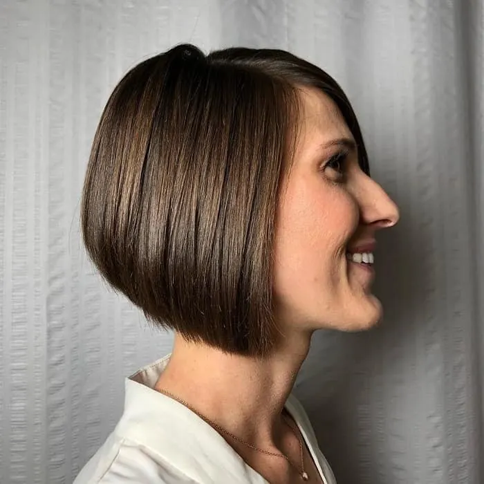 medium stacked bob