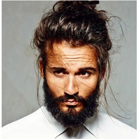 man bun for oval face