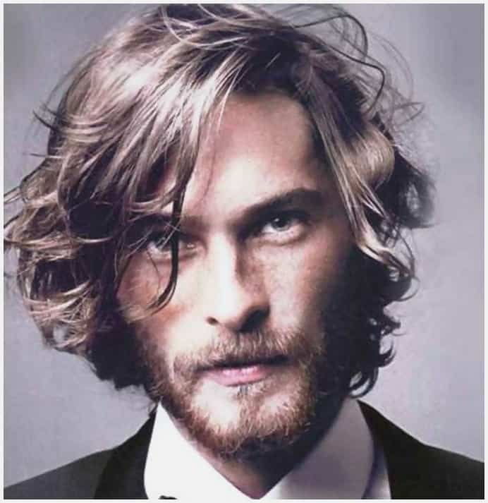 long layered wavy hairstyle for men