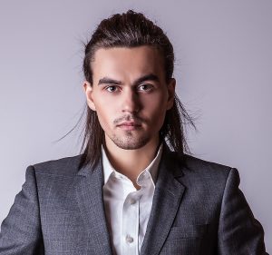40 of The Best Straight Hairstyles for Men Trending In 2023