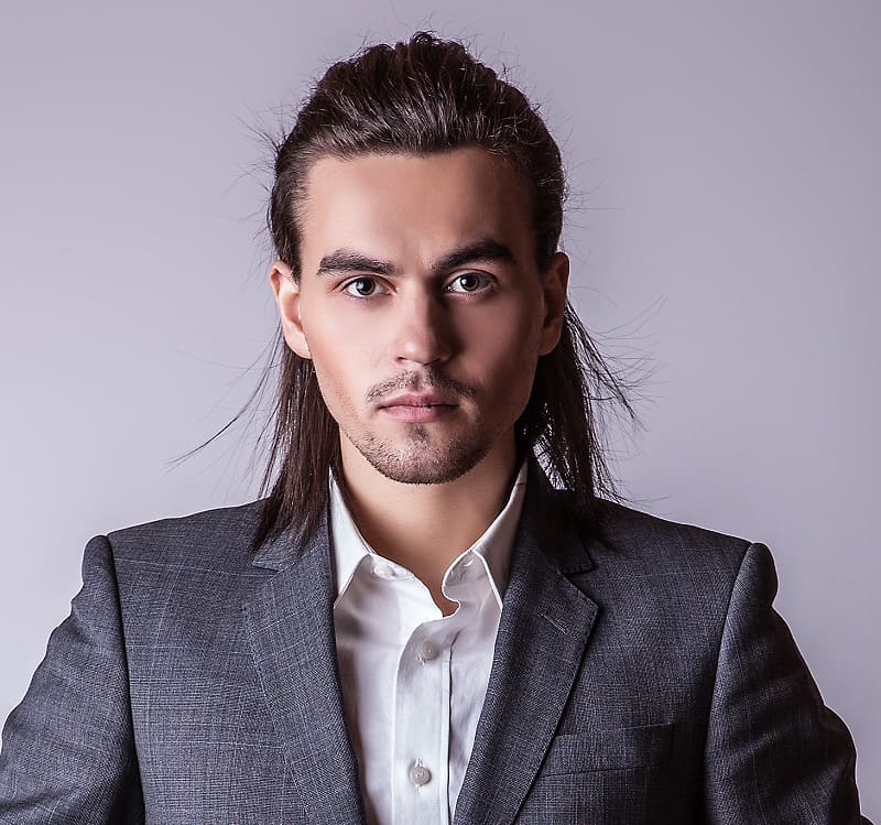 men's long straight hairstyle