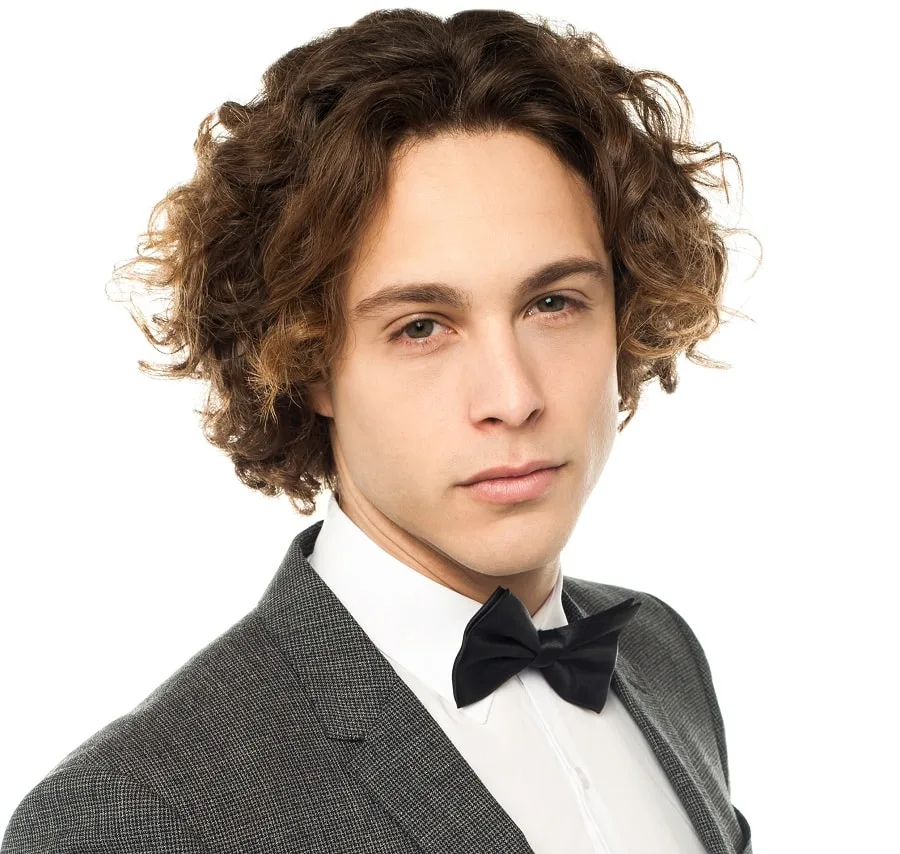 men's messy hairstyle for wedding