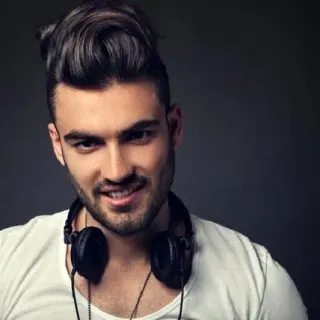 mens straight hairstyle