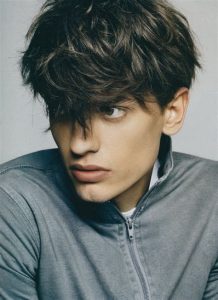 Mens Straight Hairstyle 8 218x300 