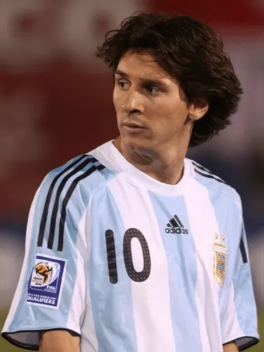 35 Most Popular Lionel Messi Haircuts Copied by His Fans