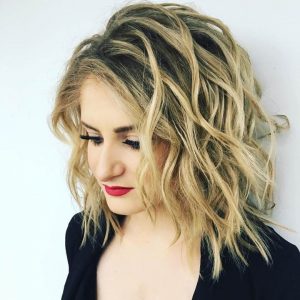 55 Flattering Messy Bob Hairstyles to Consider in 2024