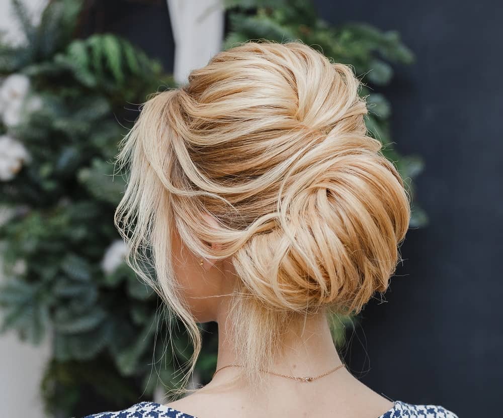 messy bun for women over 50