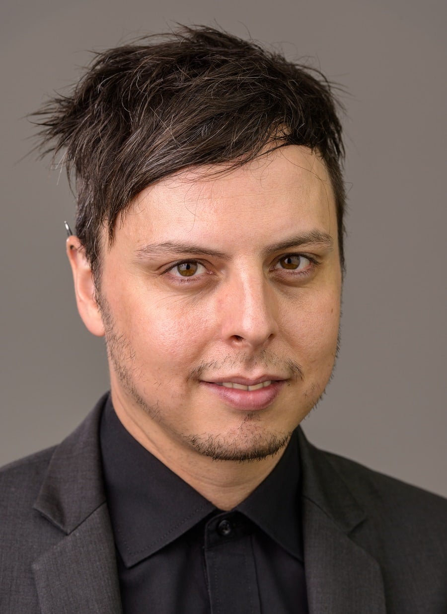 messy side swept hair for men