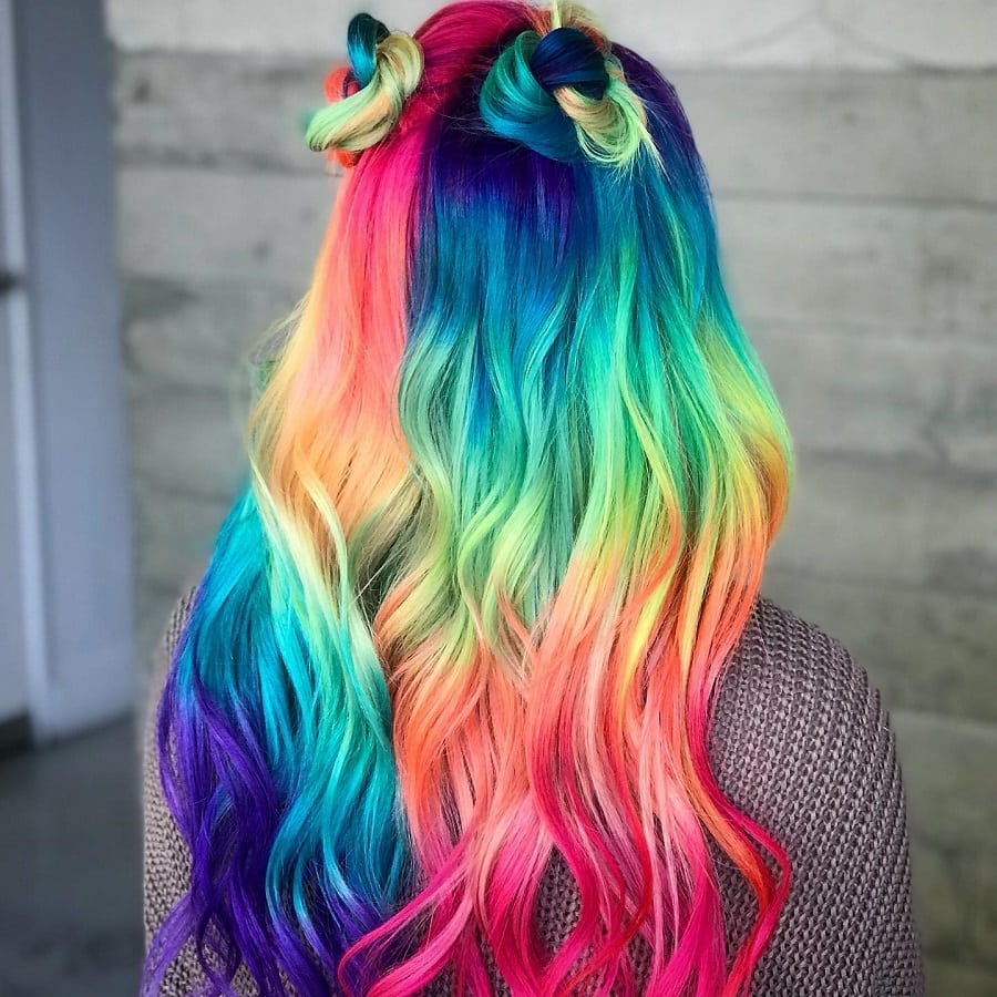 dyed mexican hairstyle for women