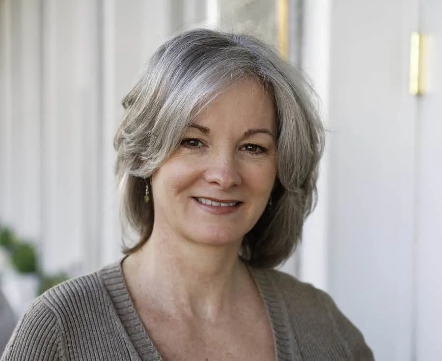 grey hairstyle for mother of bride