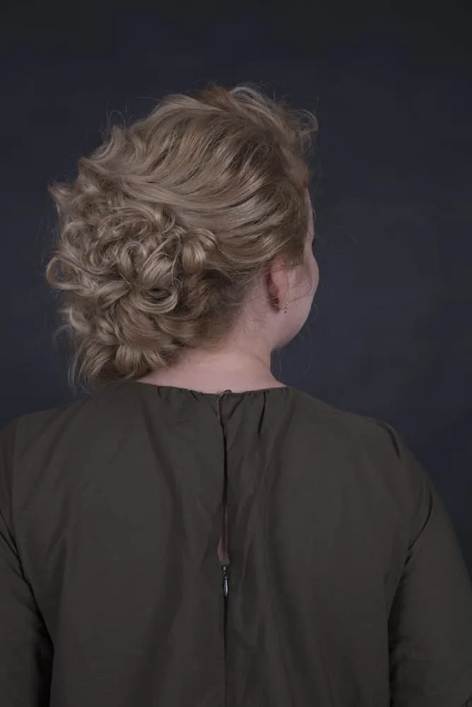 mother of the bride hairstyle