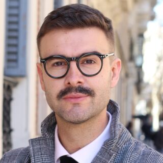 mustache style for men with glasses