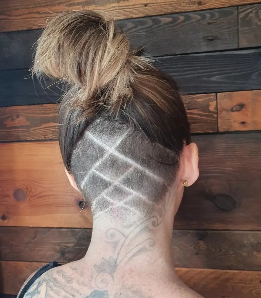 NAGAR Professional Hair Styler-JEEVAN - Best tattoo cut hairstyle haircut  💇‍♂️ shine tattoo daily 👀 look change /student admission open | Facebook