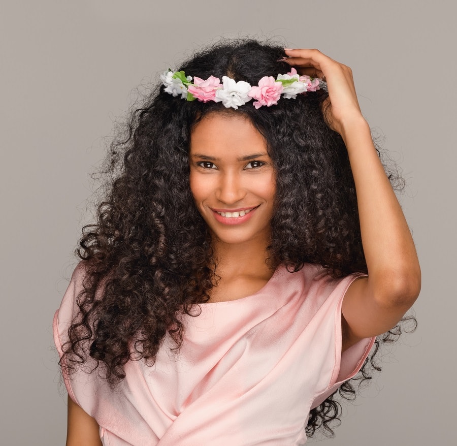 Natural hairstyle for black bridesmaids