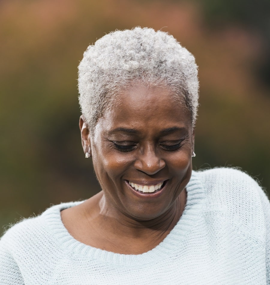 natural hairstyle for black women over 60