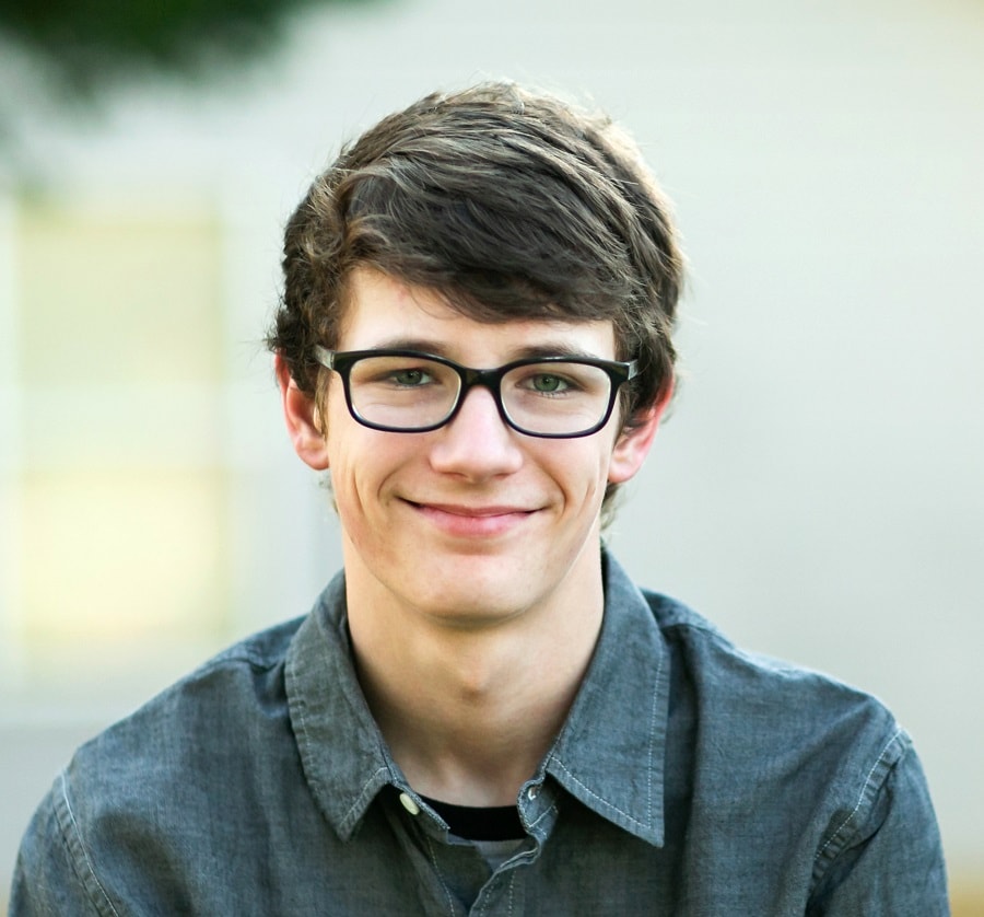 nerd hairstyle for teen boys