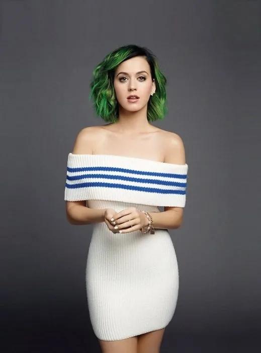 short green ombre hairstyle 