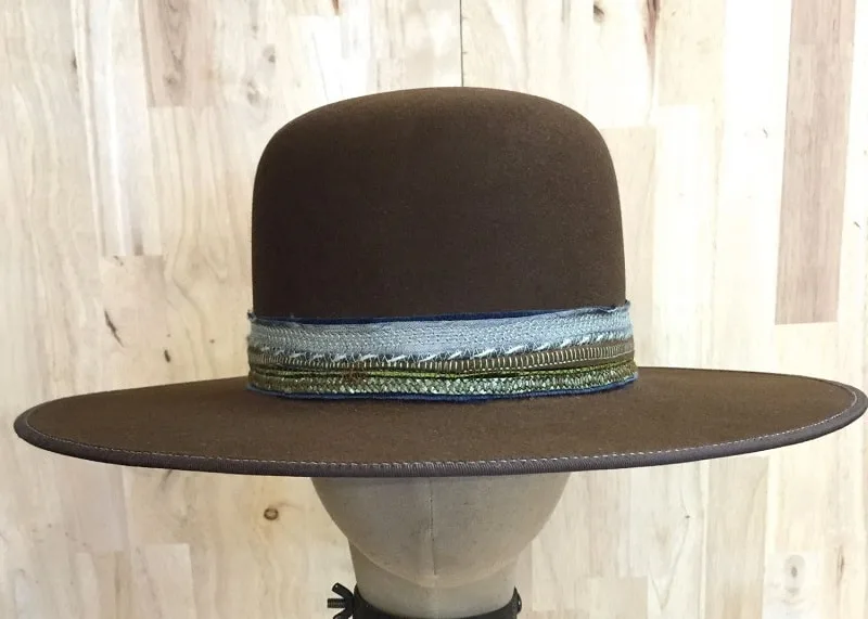 open crown cowboy hat