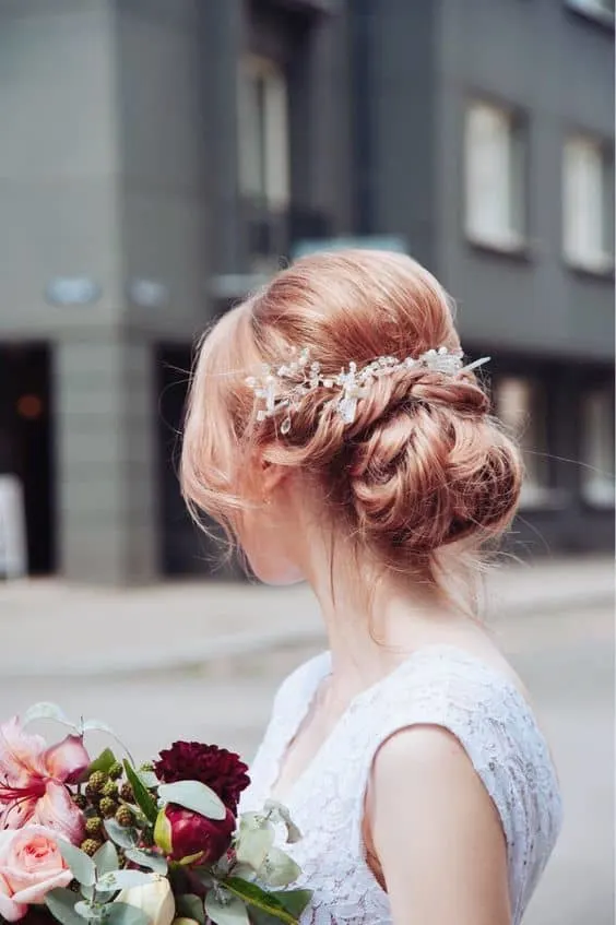 Pastel pink hair ideas for weddings