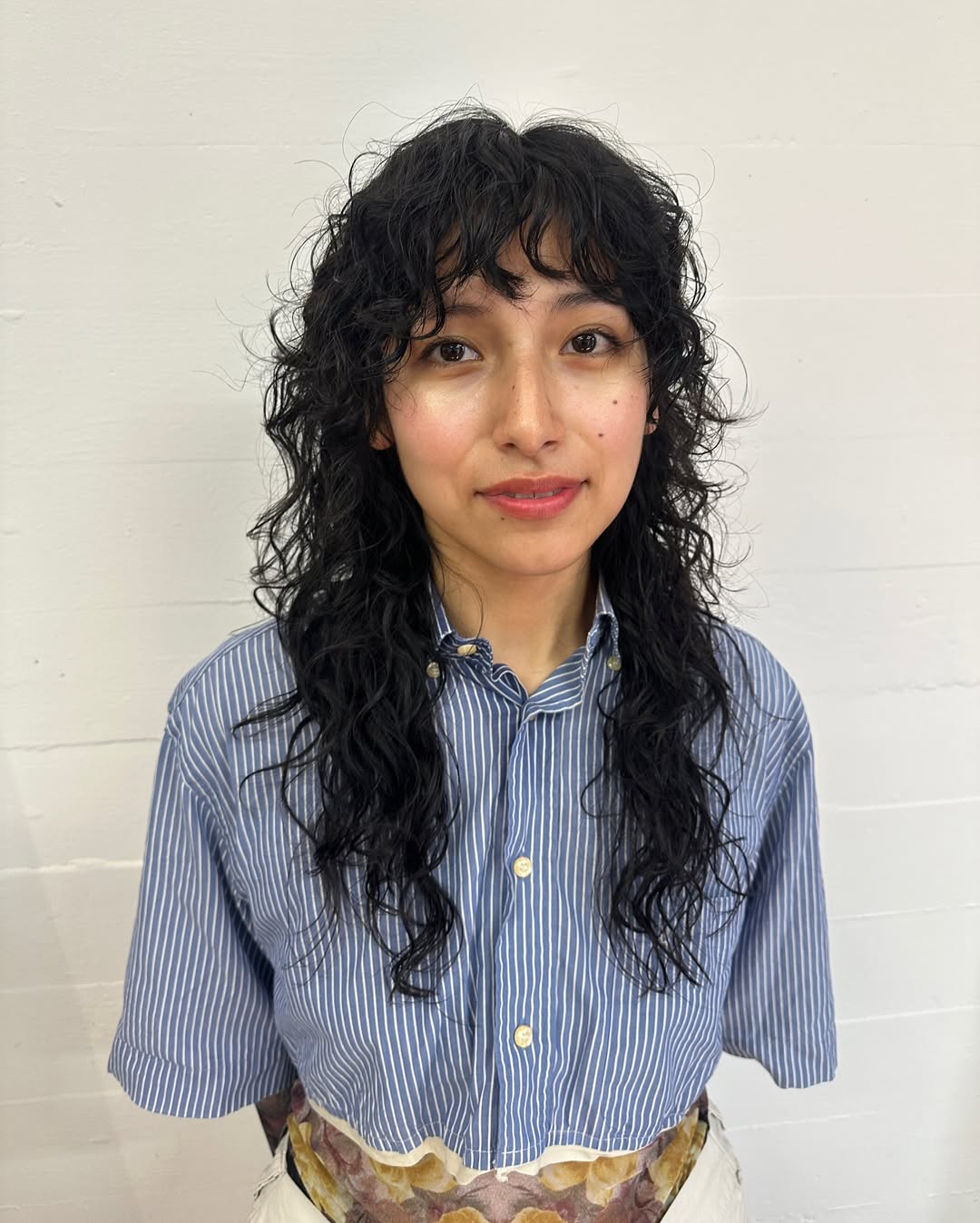 shaggy curly perm hairstyle for thin hair