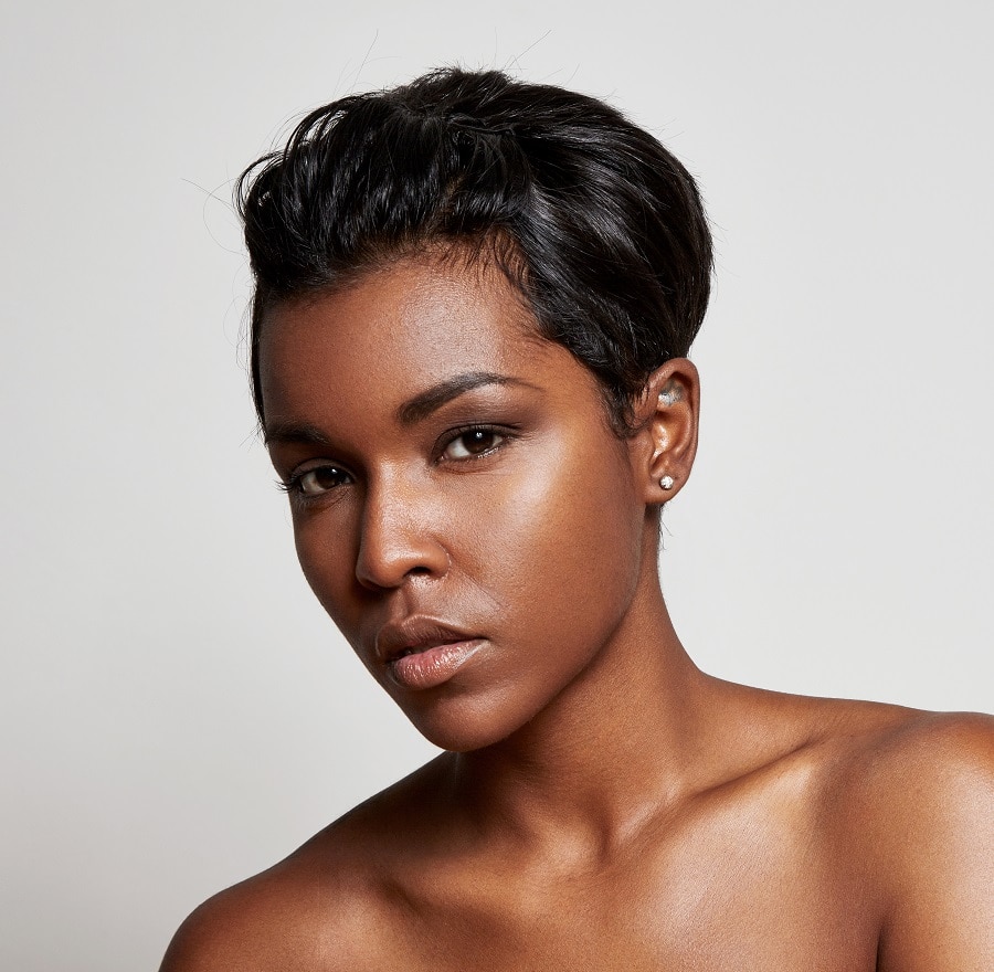 pixie cut for black women with oval faces