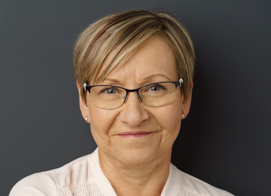 pixie cut for square face over 50 with glasses