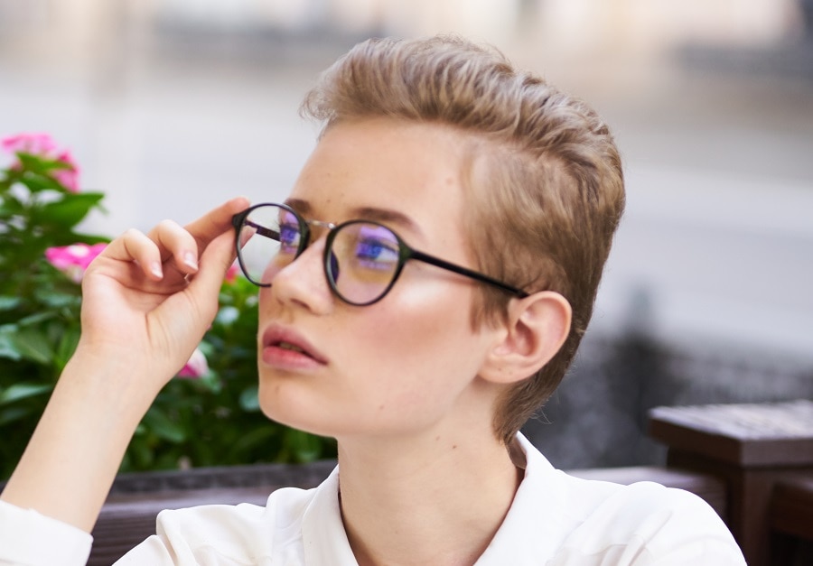 pixie cut for square face women with glasses