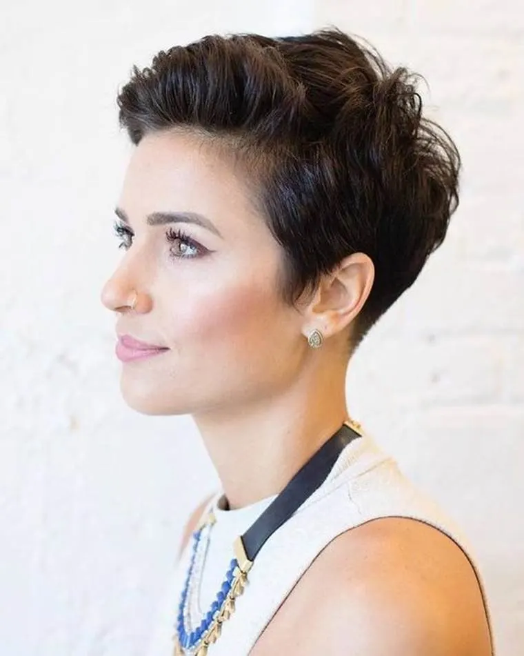 50 Stylish Pixie Cuts For Women With Thin Hair [2024] – Hairstylecamp