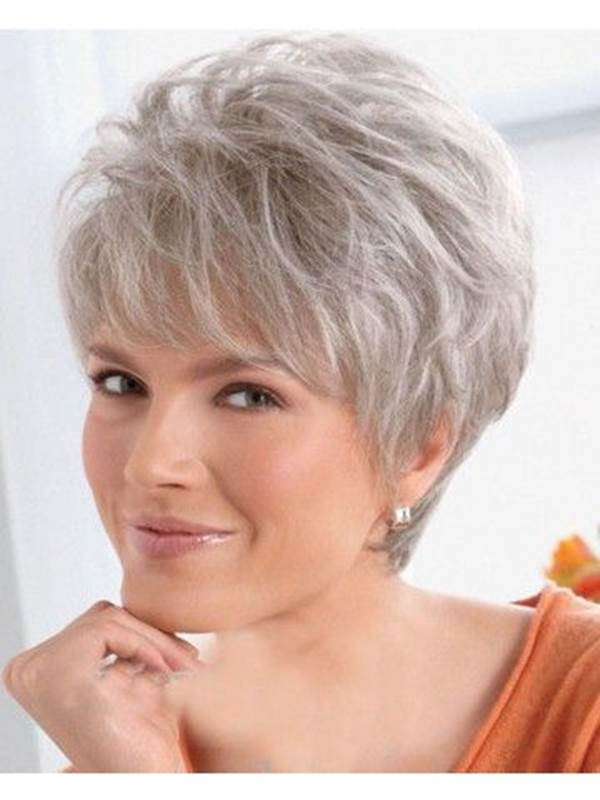 pixie cut for women with thin hair