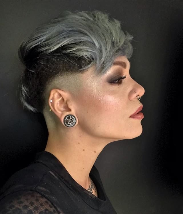 pixie haircut with shaved side