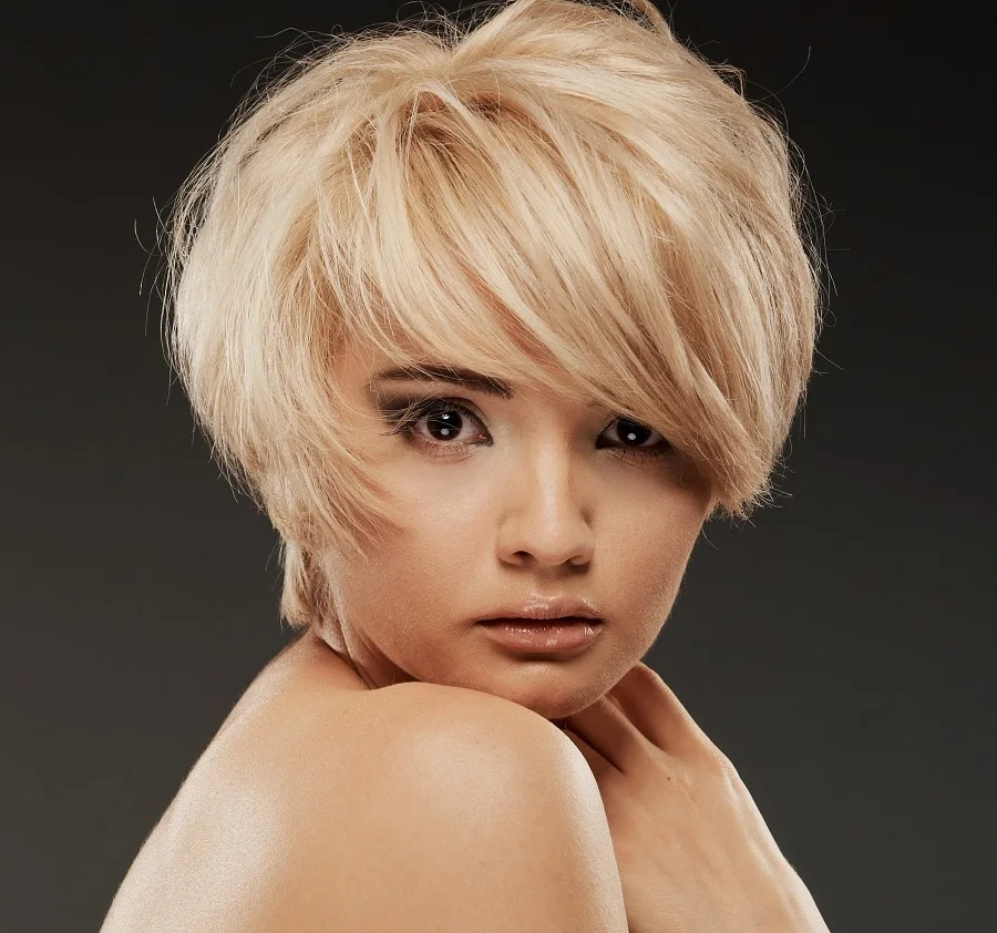 pixie hair with bangs for small forehead