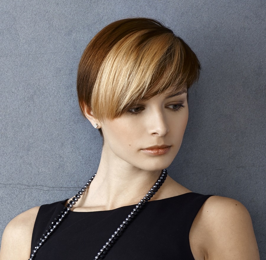 pixie hair with highlights