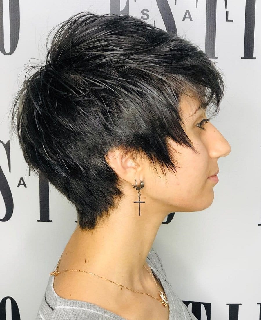 pixie haircut with grey highlights