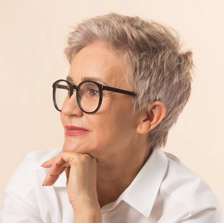 pixie hairstyle for older woman