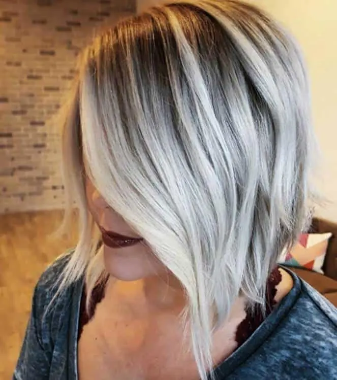 25 Beautiful Platinum Blonde Highlights to Try in 2024