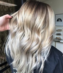 25 Beautiful Platinum Blonde Highlights to Try in 2024