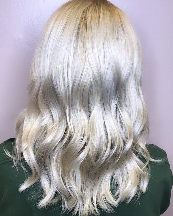 25 Beautiful Platinum Blonde Highlights To Try In 2021